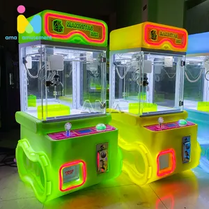 Mini máquina de grúa de garra que funciona con monedas AMA, juego de Arcade, máquina de grúa de garra pequeña y encantadora para niños