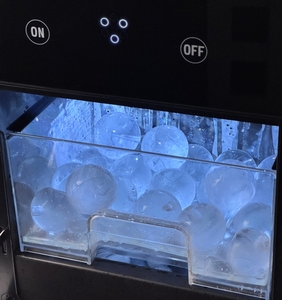 Máquina de hacer hielo de encimera inteligente automática para el hogar comercial pequeña Mini máquina de hielo de esfera de hielo portátil - Product Image 4