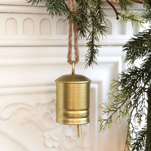 Campana Natalizia Vintage Rustica in Stile Country, Campana a Forma di Mucca, Grande Campana Natalizia in Metallo con Corda di Iuta per Appendere - Product Image 2