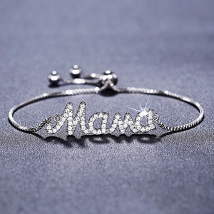 Bracciale Charm 'Mama' Placcato Argento con Cristalli e Strass, Gioiello di Moda per Donne, Regalo Romantico con Design a Lettere - Product Image 1