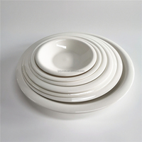 Assiettes à soupe en porcelaine de céramique de banquet de mariage de restaurant de plats d'hôtel blancs unis de conception unique moderne de haute qualité
