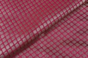 Tela de Brocado de Poliéster Brillante Ecológica de Aspecto Lujoso con Diseño de Flores Abstractas para Confección de Vestidos Étnicos para Niñas, Costura y Manualidades - Product Image 2