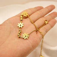 Bijoux de mode classiques et simples en titane, bracelet à double couche avec breloques lettre d'amour, chaîne de cheville perlée à fleurs, unisexe, anniversaire