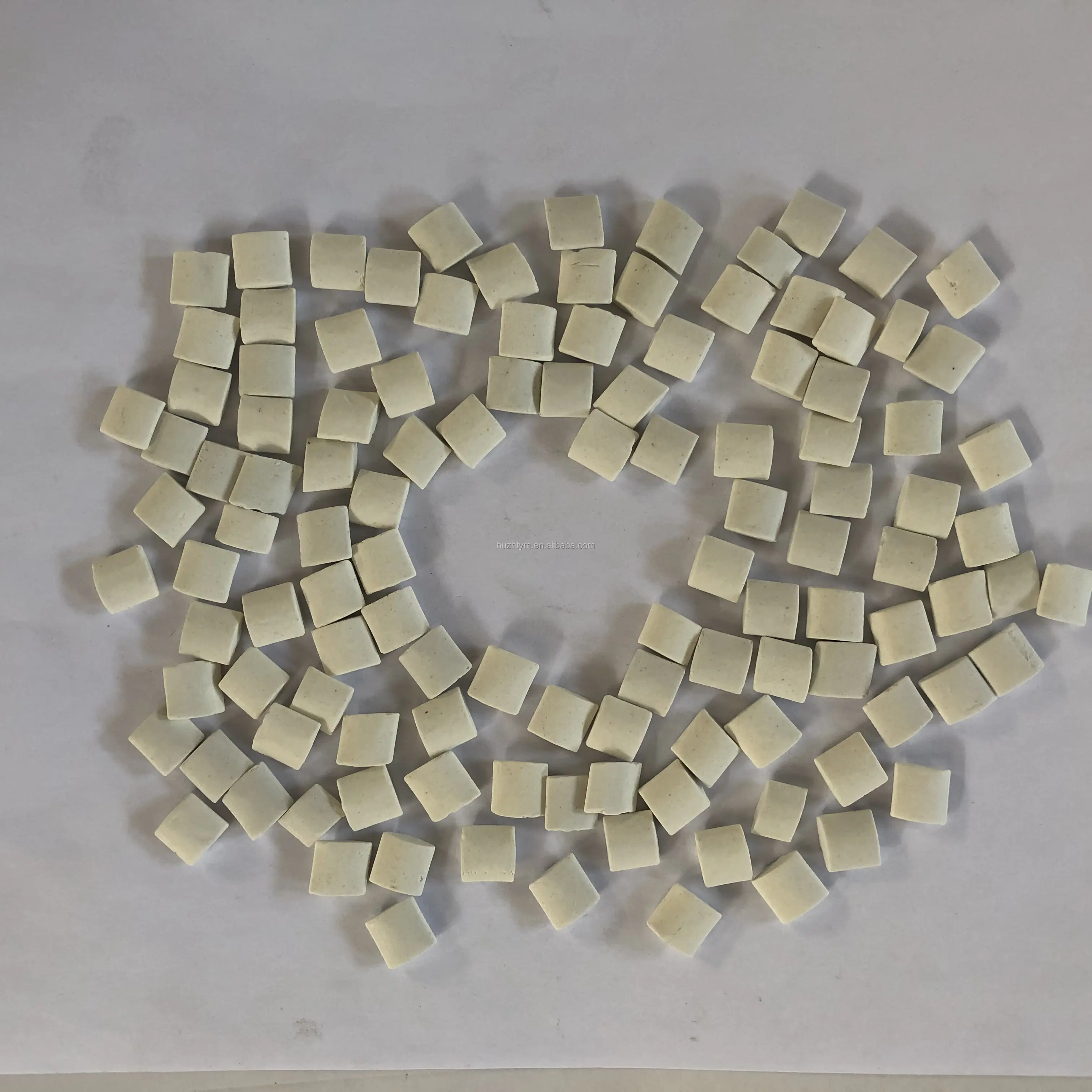 High wear resistant zirconia ceramic beads for grinding media for gold