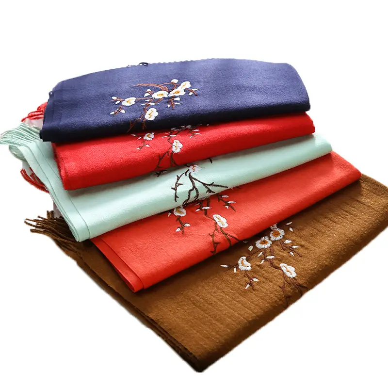ठोस रंग बेर कशीदाकारी महिलाओं के लिए गर्म नरम पश्मीना झालरदार स्कार्फ शॉल लपेटें