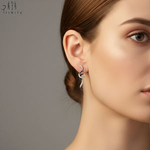 Boucles d'oreilles clous populaires en or blanc massif 18 carats avec diamants naturels et saphirs, série lignes courbes, vente en gros - Product Image 4