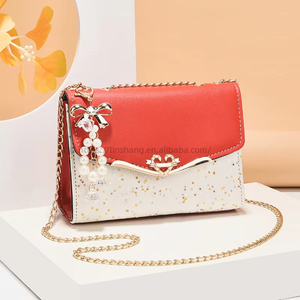 Accept Customized Logo Designer <b>Bags</b> Purse Crossbody Fashion Luxury Heart Women's <b>Sequined</b> Handbags - Product Image 3