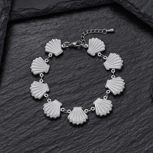 Pulseras y tobilleras de acero inoxidable con diseño de corazón y rayas para mujer, cadena de mano, pulsera de verano para playa, joyería metálica. - Product Image 5