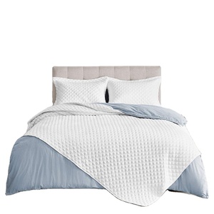 Copriletto e Trapunta Set 100% Cotone Tessuto con Motivi Floreali/Geometrici Antibatterico per Tutte le Stagioni Uso Matrimoniale e Alberghiero - Product Image 1