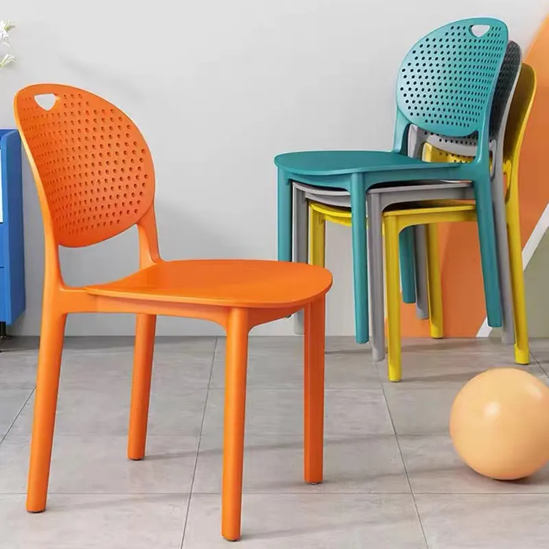 Cadeiras de sala de jantar, cadeiras modernas de luxo empilháveis de plástico para uso ao ar livre, cadeiras de jantar para eventos