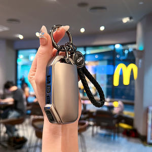 Housse de protection pour clé de voiture Kia en TPU léger, résistant aux rayures et imperméable, style luxe léger - Product Image 6