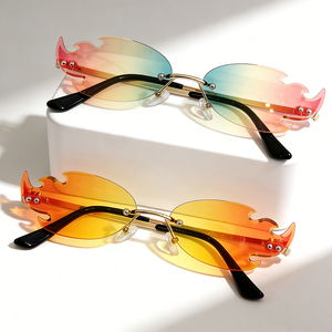P l S H E O Gafas de Sol de Moda con Marco Redondo de Llama Estilo Hip Hop, Color Caramelo, Lentes Anti-Reflejantes Sin Montura de Lujo para Mujer - Product Image 4
