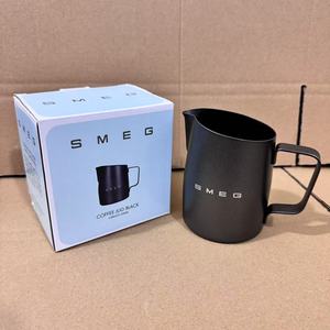Carafe à café en acier inoxydable noir, pichet à lait pour la préparation du café, expresso, latte art, outil de <span class=keywords><strong>barista</strong></span>, <span class=keywords><strong>accessoire</strong></span> de cuisine pour le café - Product Image 4