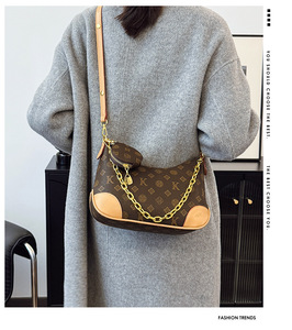 Nouvelle Arrivée 2026 – <span class=keywords><strong>Sac</strong></span> <span class=keywords><strong>de</strong></span> Soirée <span class=keywords><strong>de</strong></span> Luxe Tendance Transfrontalière pour Femme avec Rabat, Bandoulière Chaîne, Fermeture Magnétique et Strass Diamantés - Product Image 6