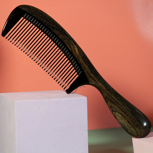 Peine para el cabello de cuerno de buey Meishuge, peine de masaje hecho a mano de 14 cm para la población en general - Product Image 2