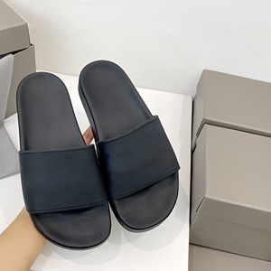 Pantoufles unisexes de qualité supérieure, sans talon, confortables et antidérapantes, marque de luxe, adaptées à la maison et à la salle de bain - Product Image 2