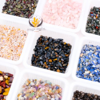Vente chaude Graviers De Cristal pour La Décoration Approvisionnement D'usine Pas Cher Prix Cristal Artisanat Naturel Prehnite Puces Pierre