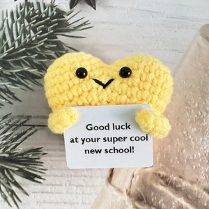 Nouvelle vente chaude : Poupée artisanale en crochet, éco-responsable, motif soleil/lune, art populaire, avec motif végétal, pour anniversaire - Product Image 3