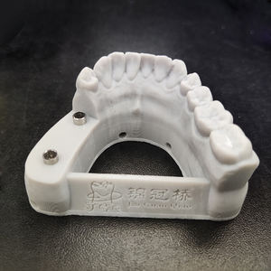 <span class=keywords><strong>Implants</strong></span> <span class=keywords><strong>dentaires</strong></span> de haute qualité à bas prix avec couronne <span class=keywords><strong>en</strong></span> <span class=keywords><strong>zircone</strong></span> et dents de pont Livraison rapide du fabricant chinois - Product Image 4