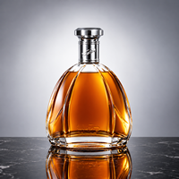 Bouteille en verre à facettes plate et ronde personnalisée de 700 ml, bouteille en verre blanc de haute qualité pour XO Cognac Brandy, approvisionnement en gros