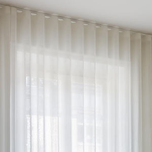 Rideaux et cantonnières plissés en forme de S personnalisables, luxueux et translucides - Product Image 1