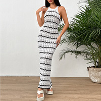 TW 2025 Nouveau design de robe de plage sexy rayée creuse sans manches, couverture, jupe aux hanches, maillot de bain pour femmes, protection solaire