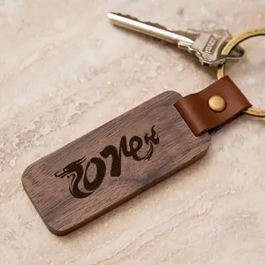 عرض خاص سلسلة مفاتيح خشبية عصرية مخصصة للسيارة سلسلة مفاتيح جلدية