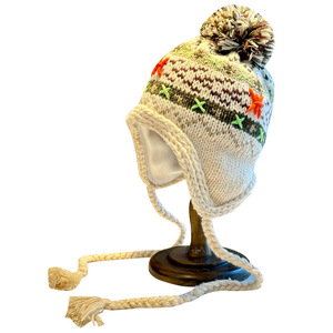 Chapeau tricoté avec oreillettes, pompon et pompon en frange, beige, chaud et coupe-vent pour l'hiver, pour femmes, style décontracté, circonférence de la tête 56-58 cm - Product Image 5