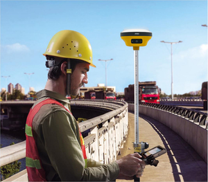 Hi-Target V200 GNSS RTK-ฐาน RTK ที่เชื่อถือได้และระบบพร้อมรหัสใบอนุญาตสำหรับการสำรวจอย่างมืออาชีพ - Product Image 1