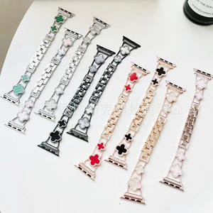 Bracelet de montre en métal Clover pour Apple Watch 8/SE/7/6/5/4/3/2/1, alliage de zinc respirant, finition dorée, tailles 45 mm 49 mm, bracelet blanc rose - Product Image 4