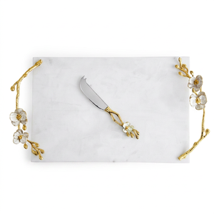 Ensemble de spatules à fromage au design moderne avec manche floral doré et planche à découper, idéal pour la cuisine et les restaurants - Product Image 1
