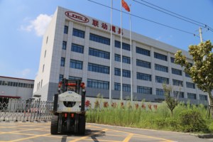 أداة دوران الرافعة الشوكية تجعل الرافعات الشوكية أكثر سهولة مع ميزة دوران المدى القابل للتعديل - Product Image 3