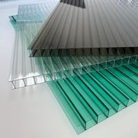 Plaque alvéolaire en polycarbonate transparente et durable, traitée anti-UV, pour serres, avec garantie de 10 ans