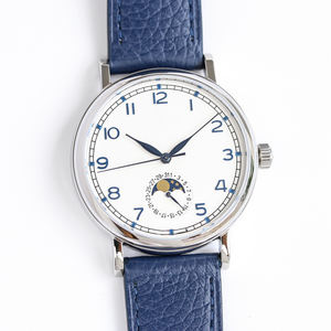 Montre mécanique pour homme avec fonction calendrier de style aiguille, boîtier de 39 mm, le plus fin de sa catégorie, bracelet en cuir italien texturé - Product Image 1