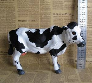 Gesimuleerde Koe Model Zuivelfabriek Etalage Kleine Dierlijke Rekwisieten Supermarkt Melkbar Winkelcentrum Display Koe - Product Image 5