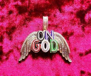 Nouveau personnaliser bienvenue Hip Hop bijoux Micro pavé CZ émail lettre sur dieu aile pendentif collier - Product Image 1