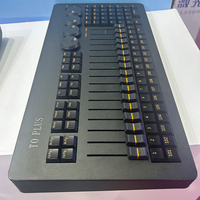 Catégorie de produit Mini Command Wing Plus Console d'éclairage DMX512 Contrôleur d'éclairage DJ avec sac Mini gradateurs