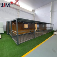 Maison préfabriquée extensible en conteneur JJM avec terrasse latérale, 3 chambres, salle de bain et cuisine, pour habitation ou hôtel