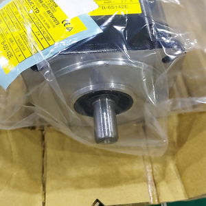 FANUC A06B-0377-B675 # Servomotor de CA Serie 7075 Alpha - Product Image 3