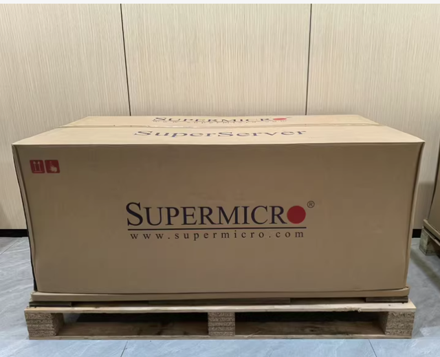 SYS-821GE-TNHR 8U X13 HGX H100 8GPU (Rear I/O)X13DEG-OAD CSE-GP801T High-Performance ICs Product
