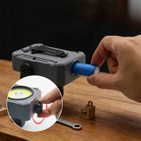 Nouvelle lampe de camping LED pliable rechargeable de type C avec base magnétique, adaptée pour le camping en plein air et l'utilisation en atelier