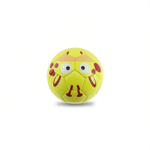 Non. Ballon de football à motifs animaliers - Product Image 1