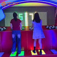 Escape Active : Expériences de jeu interactives et activités de jeu en grille de pixels pour le team building en salle, en structure métallique, avec contrôle extrême