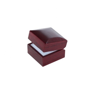 High Glossy Lacquered Wedding Ring Case Wooden Jewelry Packaging Box