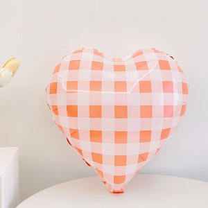 Globos de Aluminio con Diseño de Corazón Pastel, Cuadros Azules y Blancos, para Fiestas de Fotografía, Decoración de Fiestas de Fútbol 2026 - Product Image 3