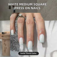 Ongles à presser populaires en plastique blanc carré, longueur moyenne, couleur unie, épais, pré-dessinés, fabriqués en Chine, 24 pièces