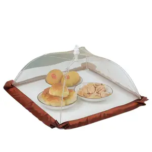 طاولة طعام محمولة على شكل مظلة مضادة للبعوض بالمنزل باستخدام أدوات المطبخ وأدوات الطبخ