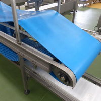 Ensemble complet compact Processus automatique de découpe de viande de boeuf Système d'abattage de poulets de chair de volaille Convoyeur à bande pour abattoir d'usine