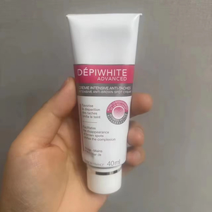 Crème de Laboratoires 40ml Éclaircissante Peel-Off Infusée au Collagène, Rétinol, Acide Kojique <span class=keywords><strong>et</strong></span> Ginseng Élimine les Taches Brunes - Product Image 1