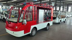 Camion de pompiers électrique, mini-camion de lutte contre l'incendie, camion d'urgence, service de patrouille incendie pour utilisation hors route publique - Product Image 4